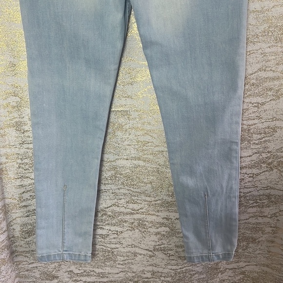 Bare Denim 91 Ice Blue Straight Skinny Leg Jeans Size 28 - Picture 9 of 16